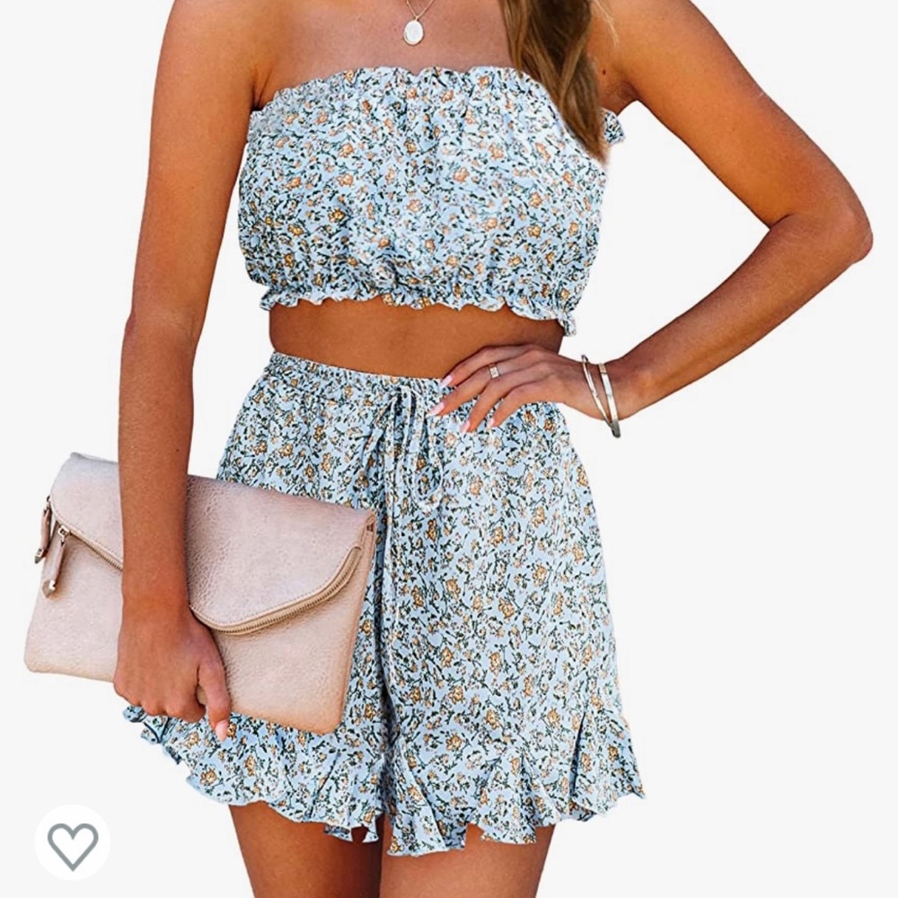 NWT Two Piece Floral Set Tube Top and Shorts